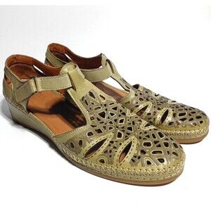 Spring Step Irin Green Perforated T Strap Wedge Sandals 42 Leather Artsy Boho